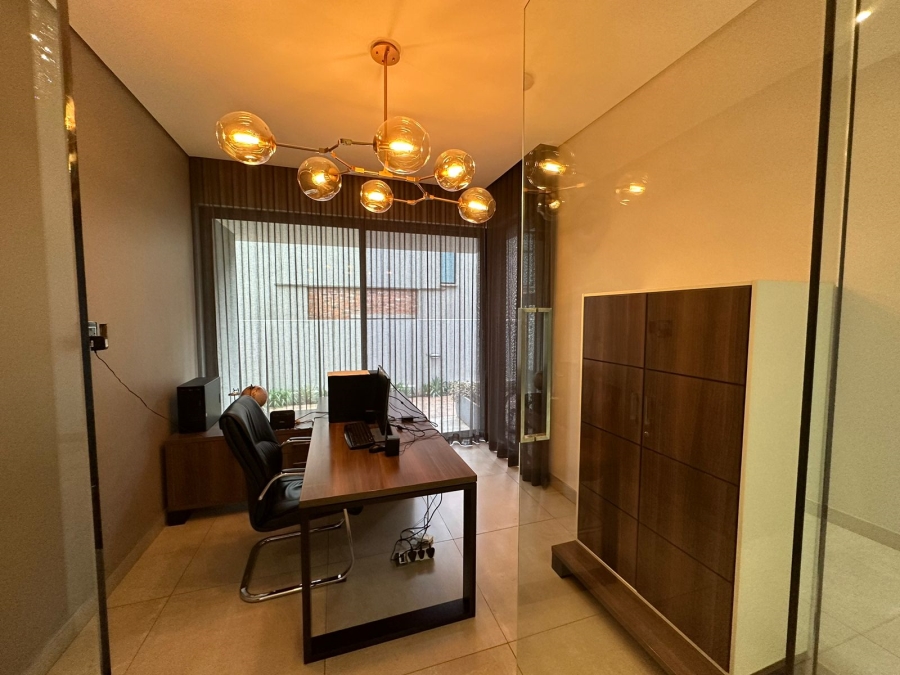 5 Bedroom Property for Sale in Cashan North West